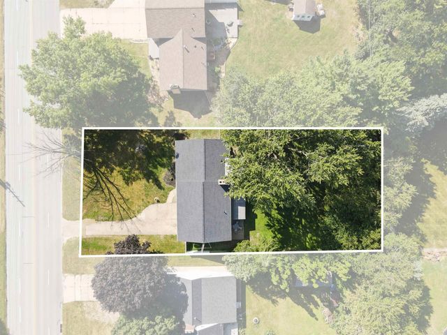 1132 W Ridgeway Avenue, Waterloo, IA 50701