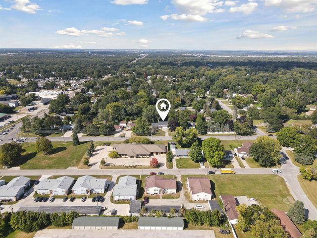 1132 W Ridgeway Avenue, Waterloo, IA 50701