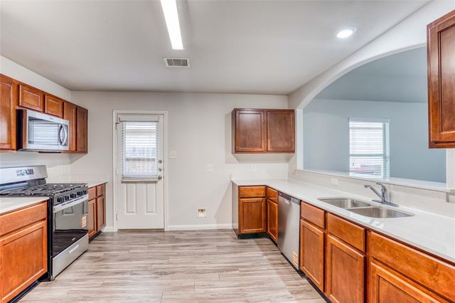 5531 Latta Plantation Drive, Katy, TX 77449