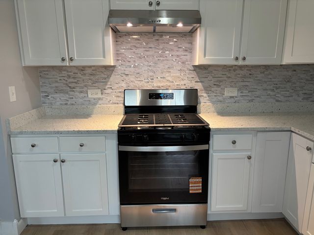 9415 S EMERALD Avenue, Chicago, IL 60620