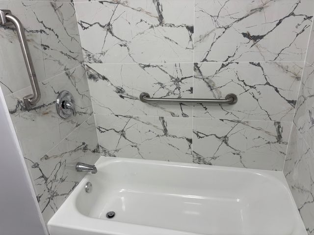 9415 S EMERALD Avenue, Chicago, IL 60620