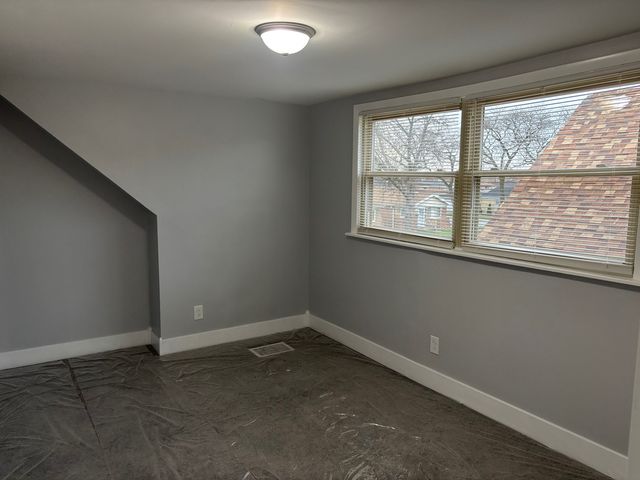 9415 S EMERALD Avenue, Chicago, IL 60620