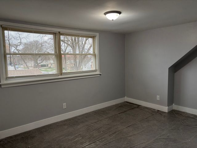 9415 S EMERALD Avenue, Chicago, IL 60620