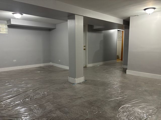 9415 S EMERALD Avenue, Chicago, IL 60620