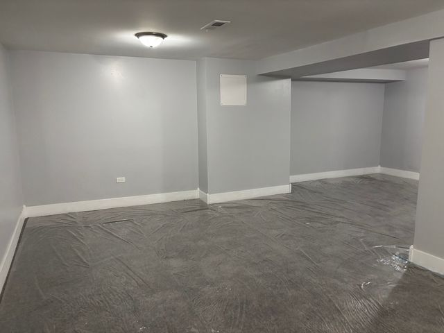 9415 S EMERALD Avenue, Chicago, IL 60620