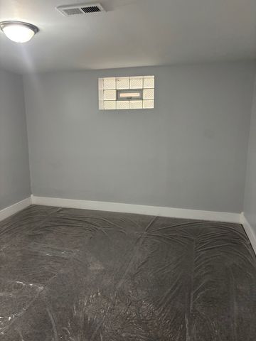 9415 S EMERALD Avenue, Chicago, IL 60620