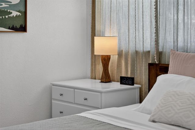 6318 21ST AVENUE N, St Petersburg, FL 33710