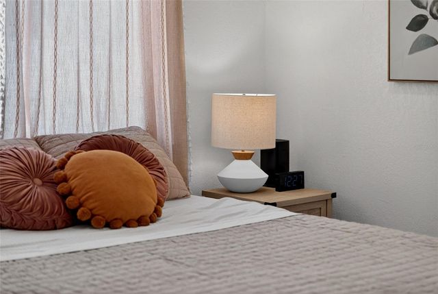 6318 21ST AVENUE N, St Petersburg, FL 33710