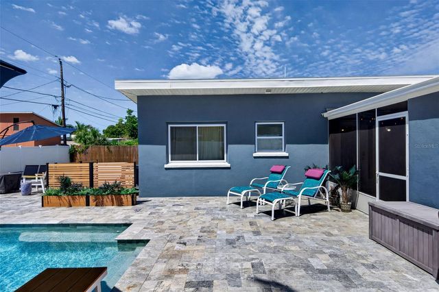 6318 21ST AVENUE N, St Petersburg, FL 33710