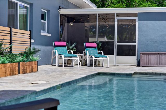 6318 21ST AVENUE N, St Petersburg, FL 33710