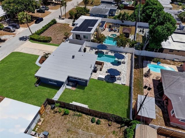 6318 21ST AVENUE N, St Petersburg, FL 33710