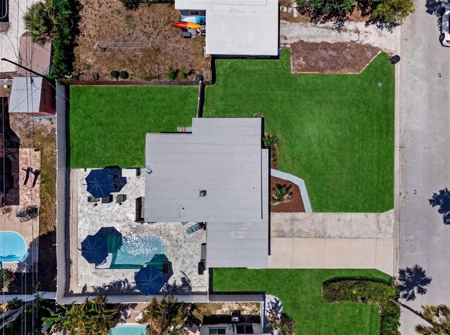 6318 21ST AVENUE N, St Petersburg, FL 33710