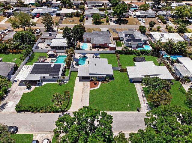 6318 21ST AVENUE N, St Petersburg, FL 33710