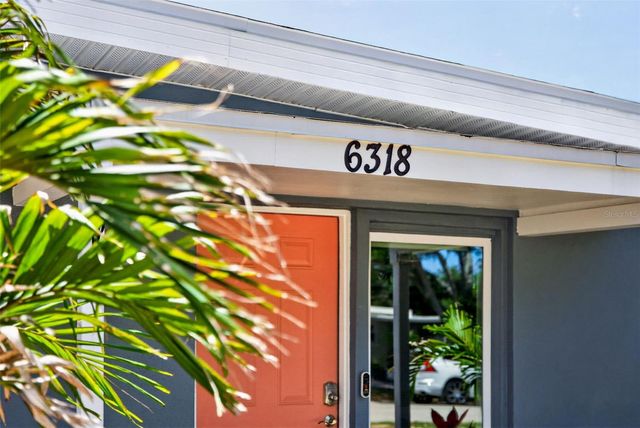 6318 21ST AVENUE N, St Petersburg, FL 33710