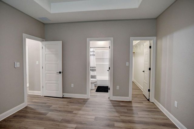121 S Kanaio DR, Bastrop, TX 78602