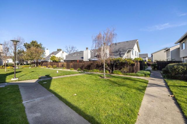 339 Catamaran Street, Foster City, CA 94404