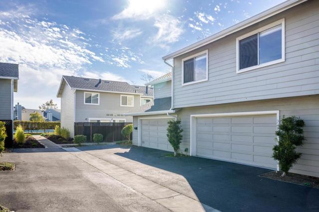 339 Catamaran Street, Foster City, CA 94404