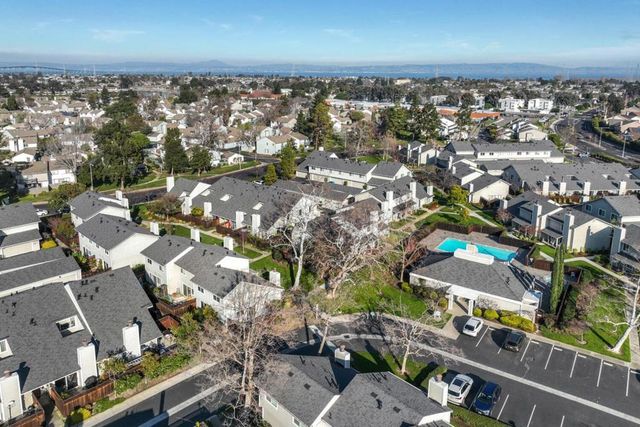 339 Catamaran Street, Foster City, CA 94404