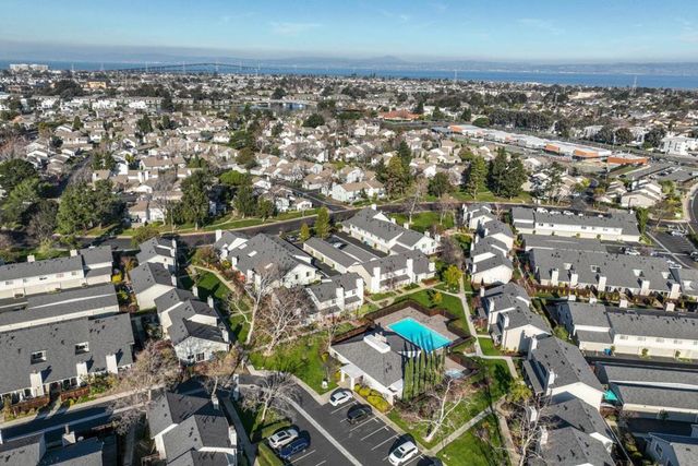 339 Catamaran Street, Foster City, CA 94404