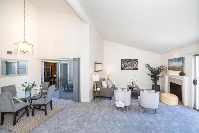 339 Catamaran Street, Foster City, CA 94404