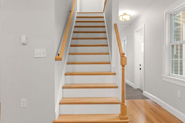 13 Estes Street, Ipswich, MA 01938
