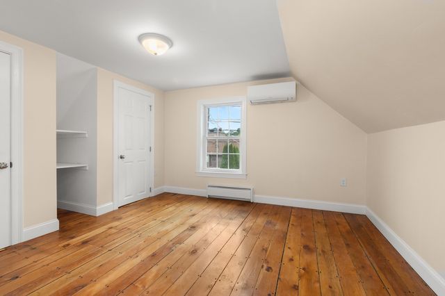 13 Estes Street, Ipswich, MA 01938