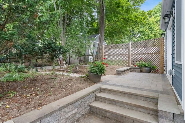 13 Estes Street, Ipswich, MA 01938