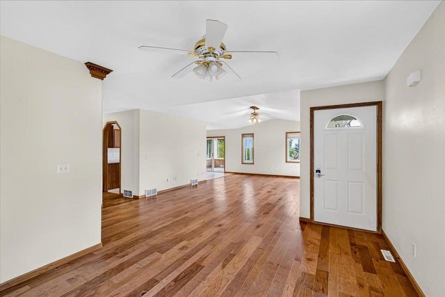 118 E Miller Road, Rio, WI 53960