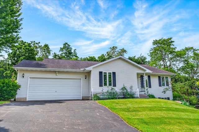 118 E Miller Road, Rio, WI 53960