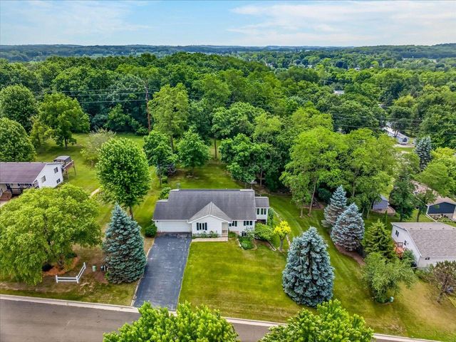 118 E Miller Road, Rio, WI 53960