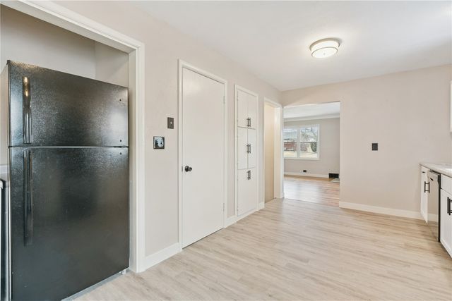 102 Patricia Lane NW, Cedar Rapids, IA 52405