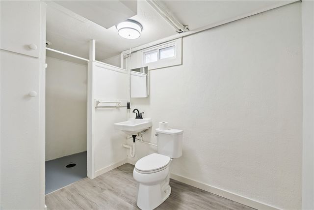 102 Patricia Lane NW, Cedar Rapids, IA 52405