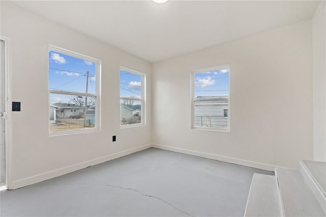 102 Patricia Lane NW, Cedar Rapids, IA 52405