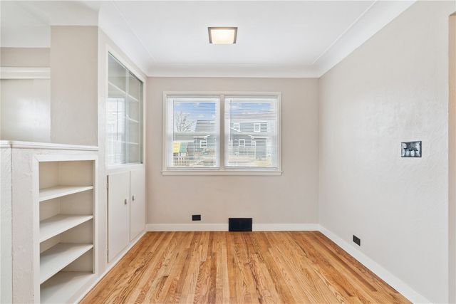 102 Patricia Lane NW, Cedar Rapids, IA 52405