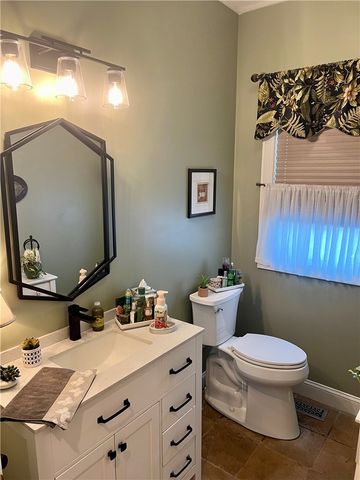35 East Lantern Road, Smithfield, RI 02917