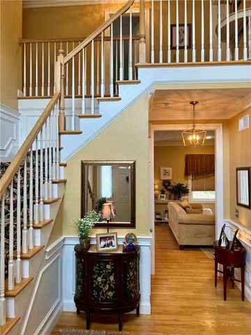 35 East Lantern Road, Smithfield, RI 02917