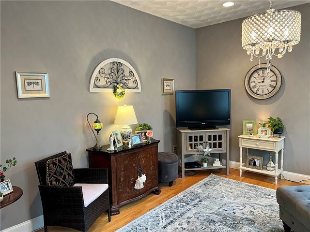 35 East Lantern Road, Smithfield, RI 02917