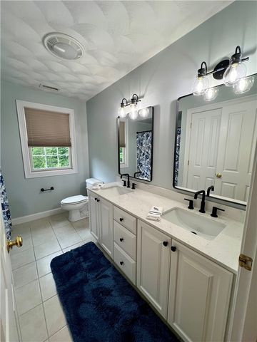 35 East Lantern Road, Smithfield, RI 02917