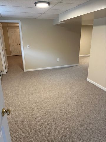 35 East Lantern Road, Smithfield, RI 02917