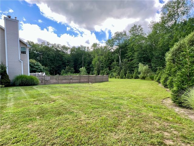 35 East Lantern Road, Smithfield, RI 02917