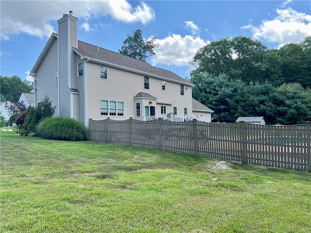 35 East Lantern Road, Smithfield, RI 02917