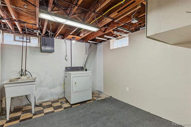 6457 Deering Street, Garden City, MI 48135