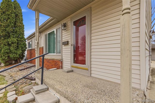 6457 Deering Street, Garden City, MI 48135