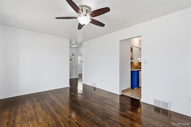 6457 Deering Street, Garden City, MI 48135