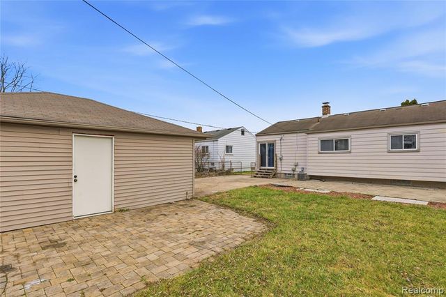 6457 Deering Street, Garden City, MI 48135