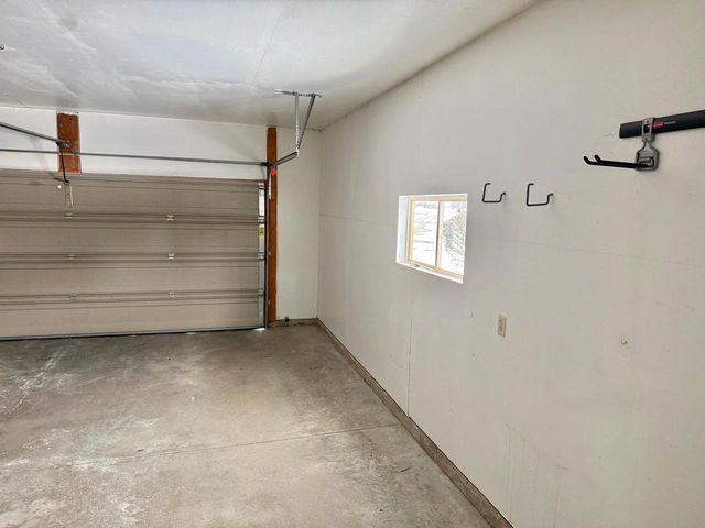 525 W WAYFARER COURT, Appleton, WI 54913