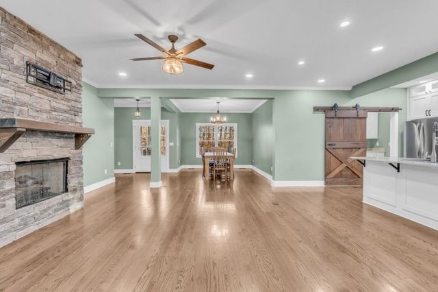 2206 Hwy 48 S, Dickson, TN 37055