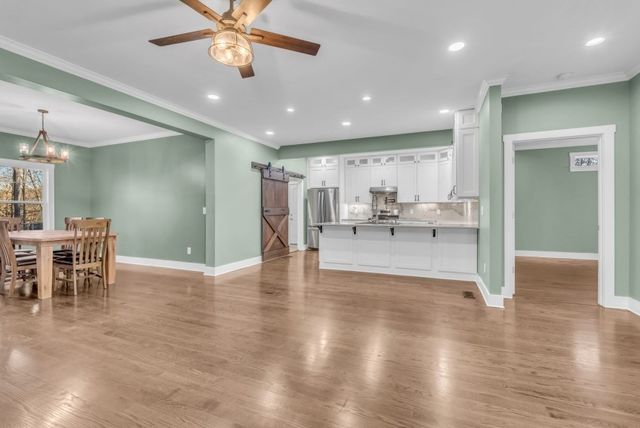 2206 Hwy 48 S, Dickson, TN 37055