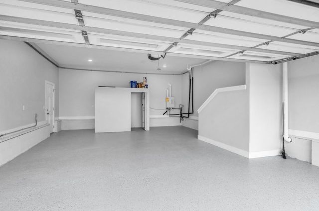 2206 Hwy 48 S, Dickson, TN 37055