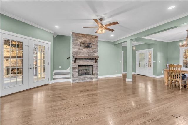 2206 Hwy 48 S, Dickson, TN 37055